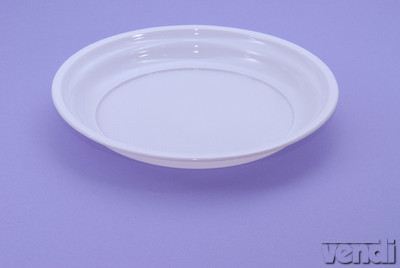 Műanyag tányér, 1 részes 22cm 100db/csom.
