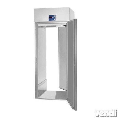Átkocsizható hűtőszekrény, 1170 literes, teli ajtós kivitel