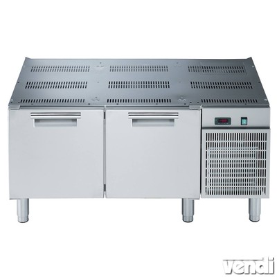 Készüléktartó hűtőpult, 2 ajtós, 1200mm (700-as főzősor)