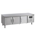 Készüléktartó hűtőpult 3 ajtóval, 1795x700x670mm